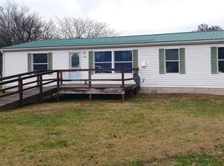 600 S 7th St, Deepwater, MO 64740