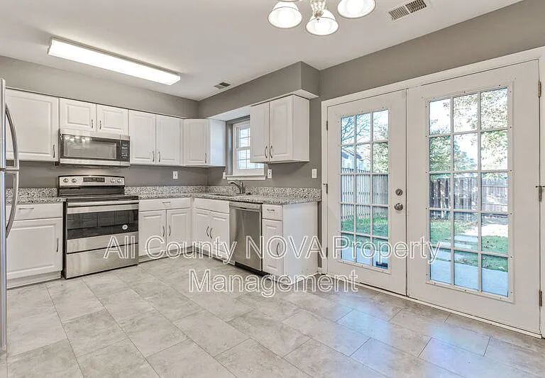 6044 Sirenia Pl — Photo 11