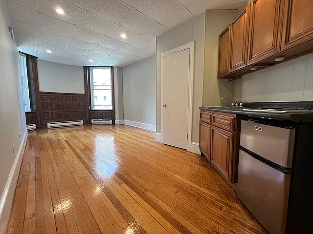 868 Beacon St #2 — Photo 2