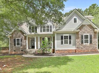 55 Waters Edge Ct, Griffin, GA 30224