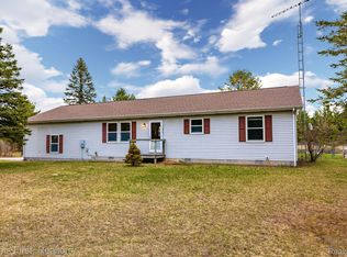 751 S Lorenz Rd, Tawas City, MI 48763