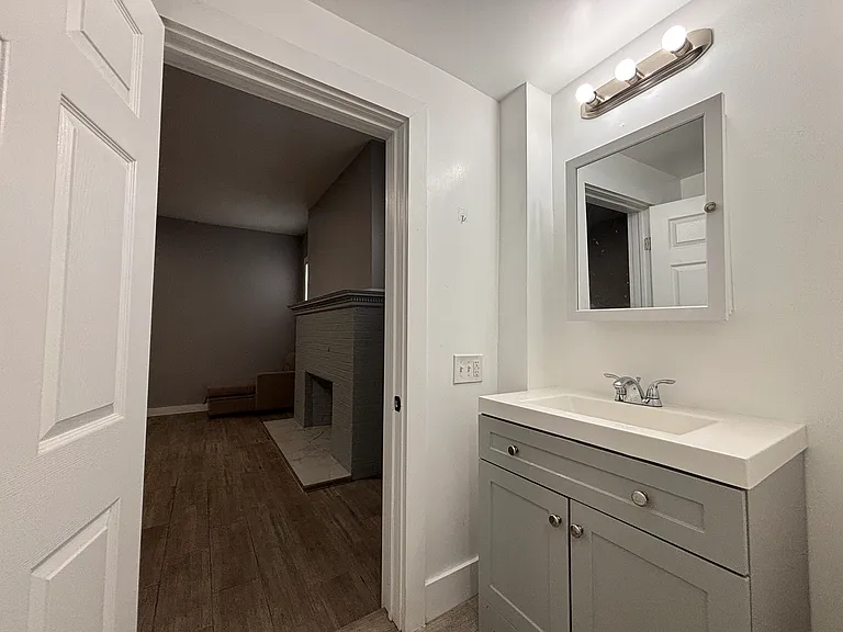 148 Chilton St #1 — Photo 5