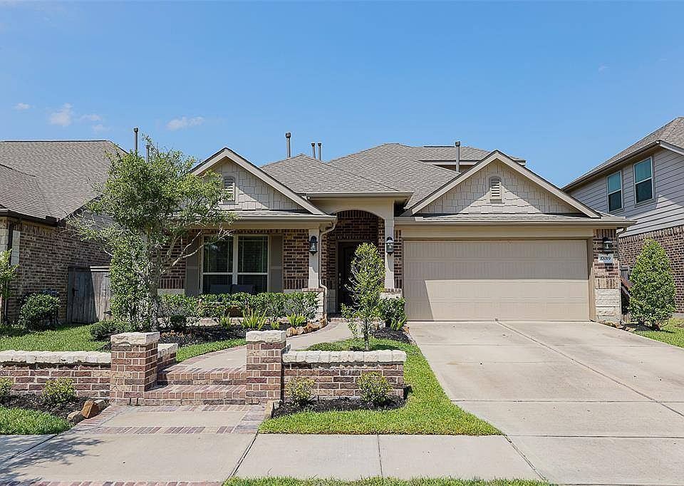 1st image of 17019 Maravillas Cove Dr