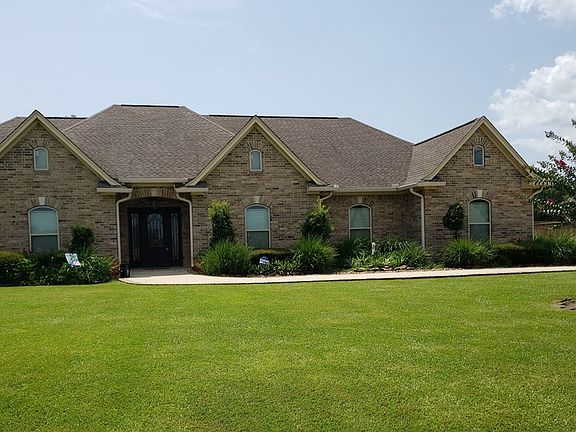 2nd image of 210 Colonial Estates Dr