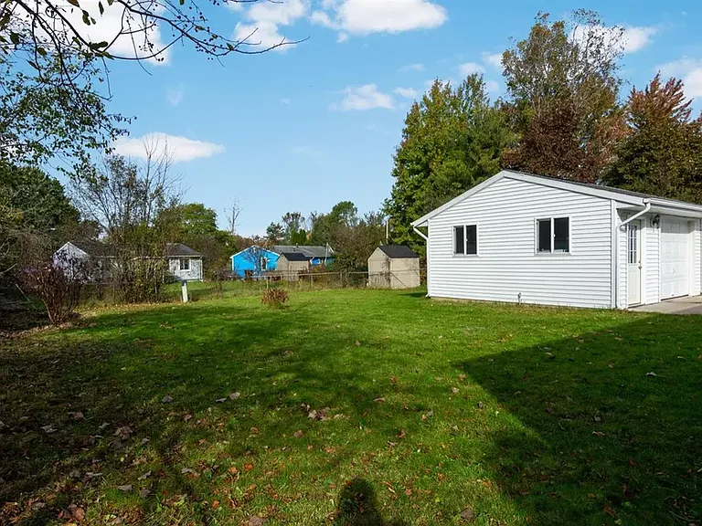 7 Trowbridge Ct — Photo 5