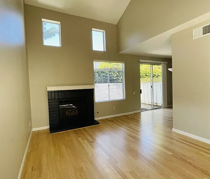 13631 Tiverton Rd — Photo 9