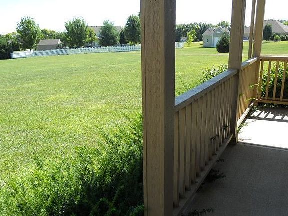 3rd image of 8201 Waynesboro Way
