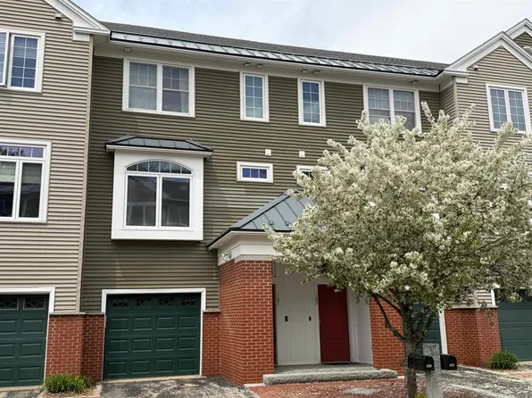 107 Riverwalk Way, Manchester, NH 03101