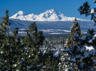 2057 NW Perspective Dr, Bend, OR 97703