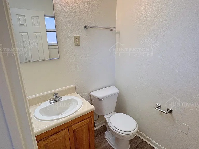 710 Randolph Ave — Photo 3