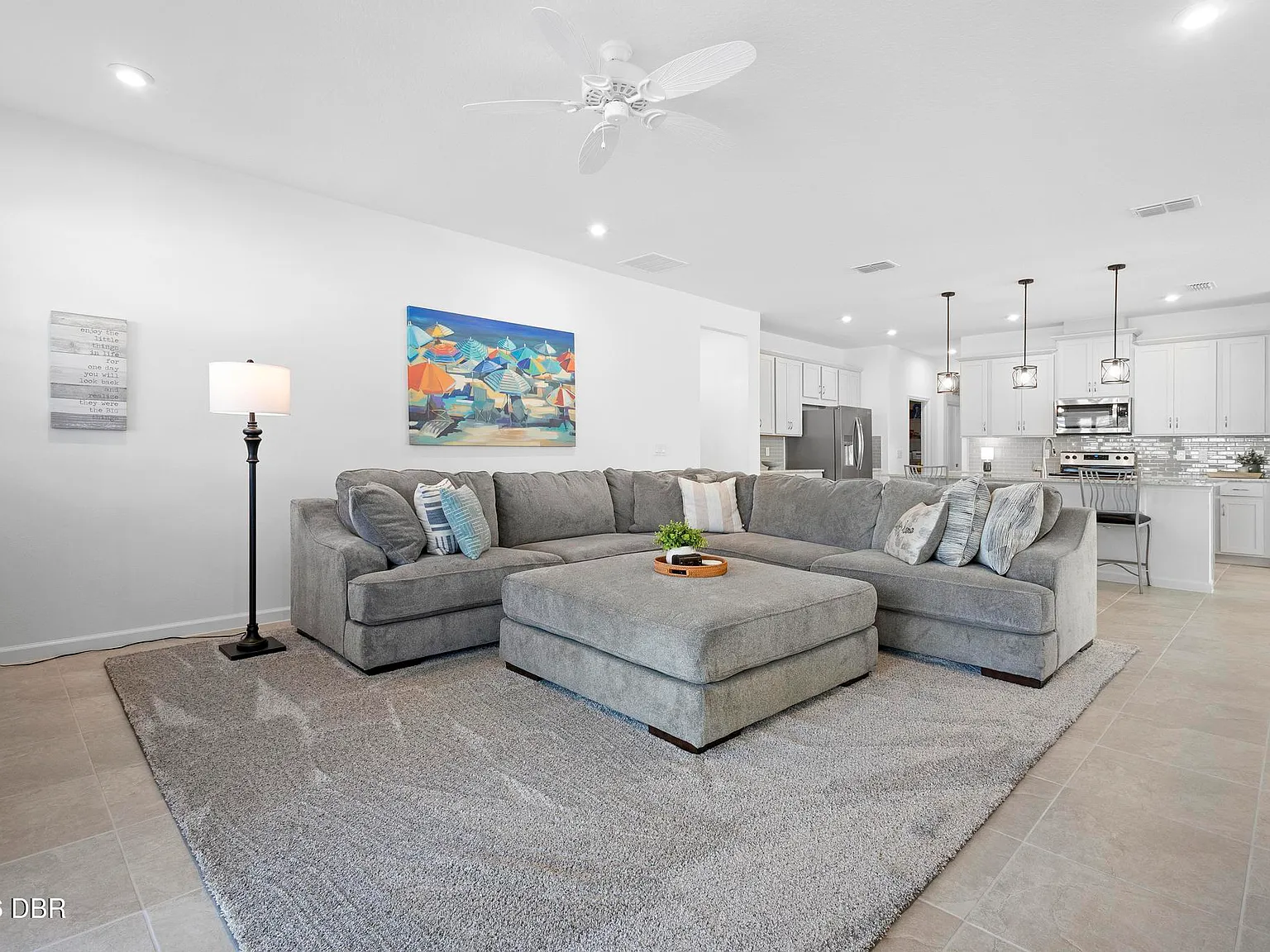 4 bed, 3.0 bath, 2828 sqft, $3,000 — Photo 3