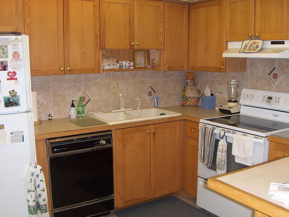 2nd image of 5400 34th St W APT 4B