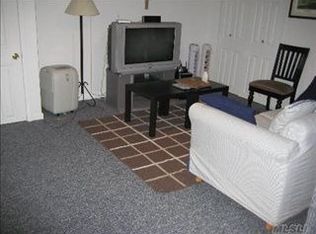558 S Greene Ave, Lindenhurst, NY 11757