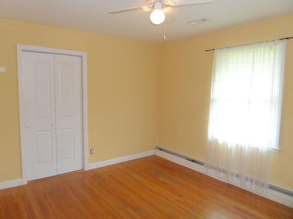 5th image of 5817 Castle Rock Rd