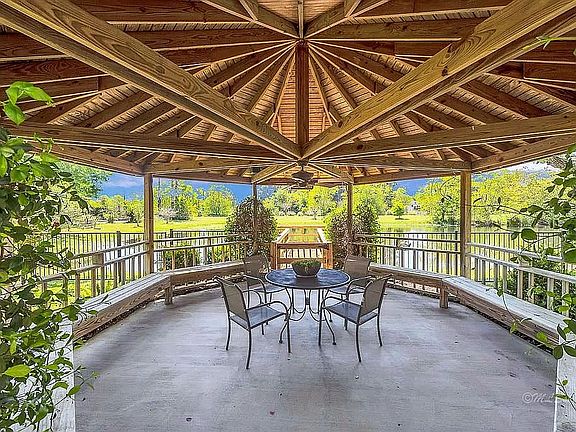 5th image of 3104 S Saddlebrook Ln