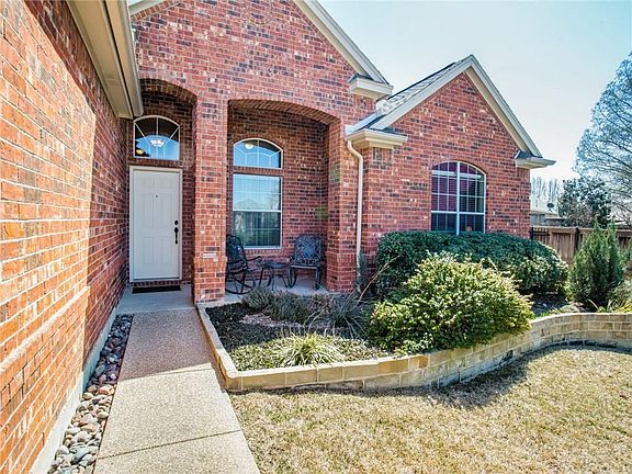 3rd image of 3500 Kasmier Ct