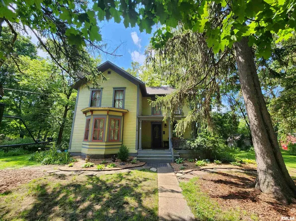 110 S Bishop Hill St, Bishop Hill, IL 61419