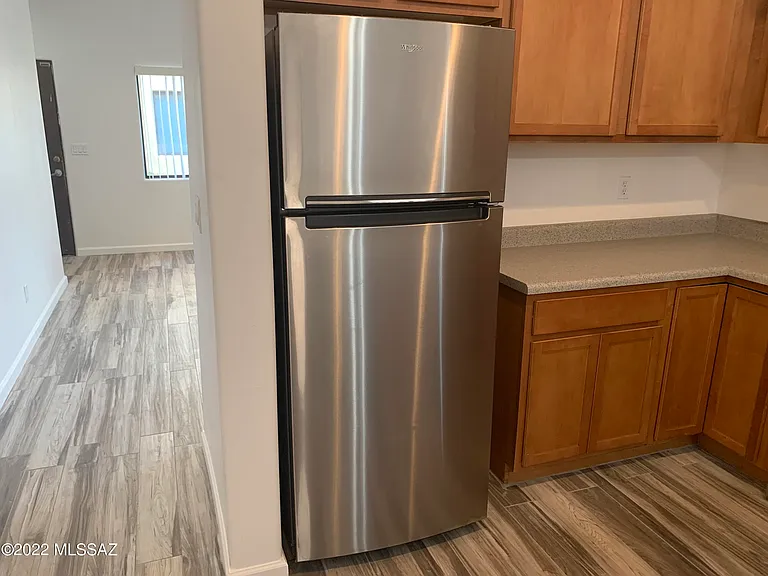 1741 E Hedrick Dr — Photo 19