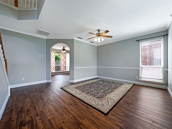 3rd image of 1803 Hunters Ridge Dr