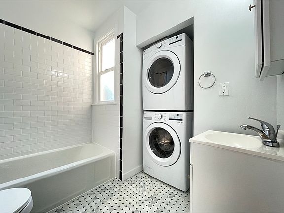 5th image of 1275 2nd Ave APT 6