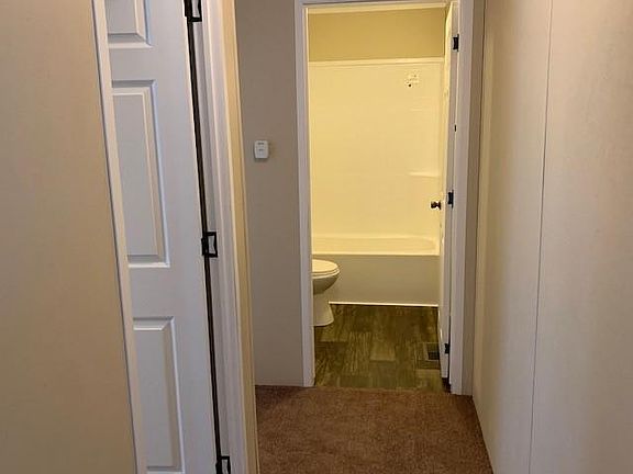 5th image of 3801 Lake Dr #Qwmkufmsg