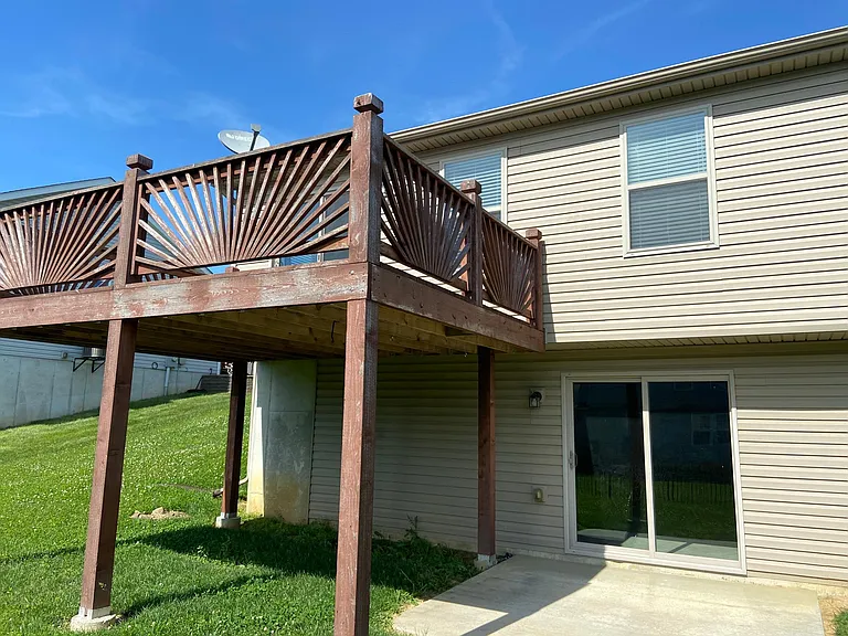 514 Sceptre Dr — Photo 26
