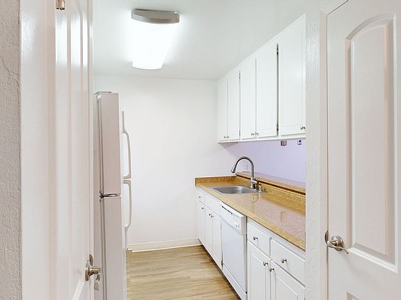 2nd image of 218 Marin St #102