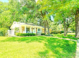 721 Fouts Dr, Irving, TX 75061