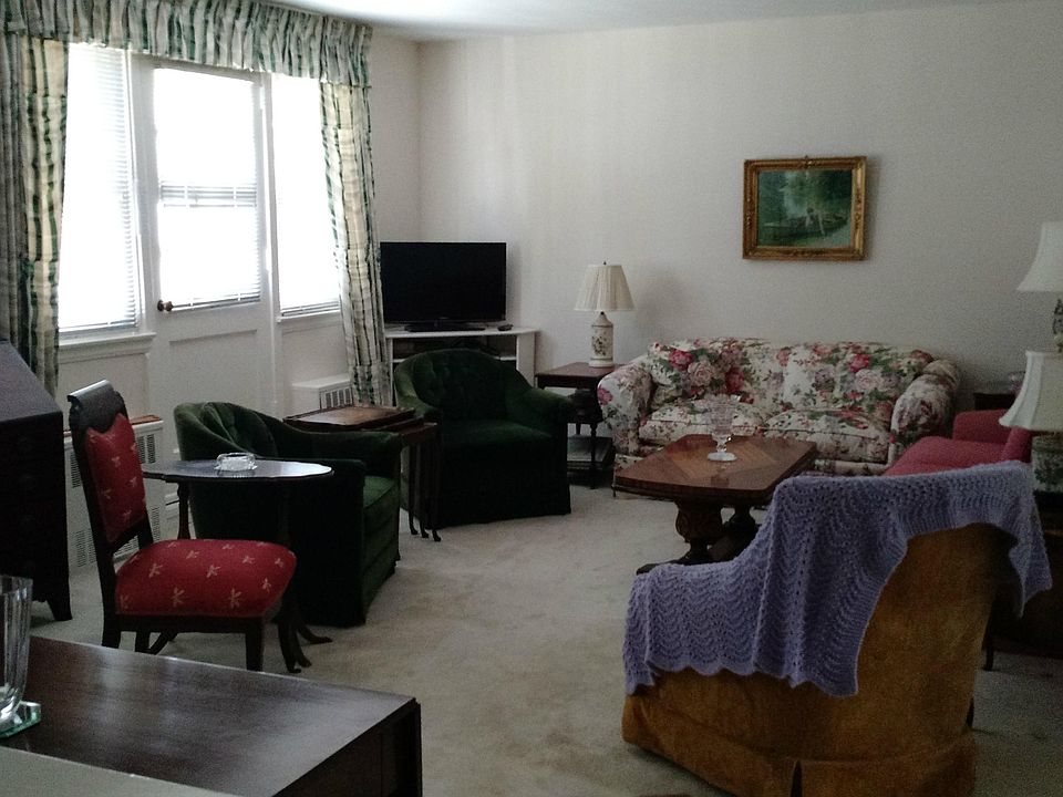 1st image of 47 Putnam Park #47