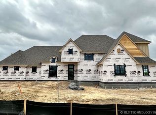 8604 E 107th St N, Owasso, OK 74055