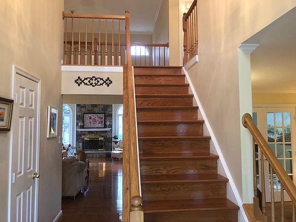 5th image of 4117 Crossgate Dr