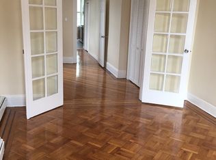 299 Grove St APT 2R, Jersey City, NJ 07302