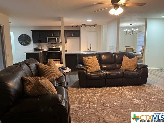 2nd image of 4017 Cypress Ct