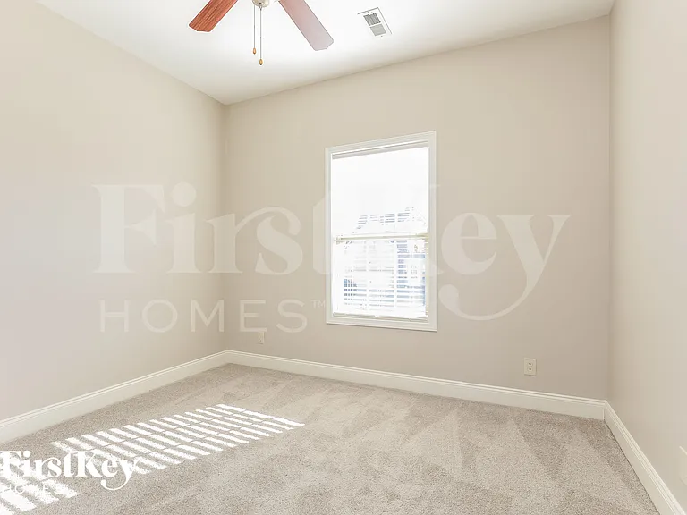 3724 Windhaven Ct — Photo 9
