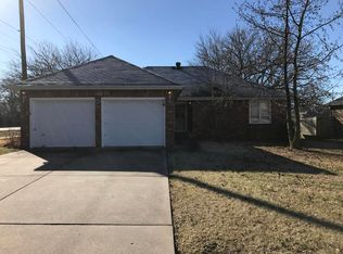 1304 W Whiteside St, Springfield, MO 65807