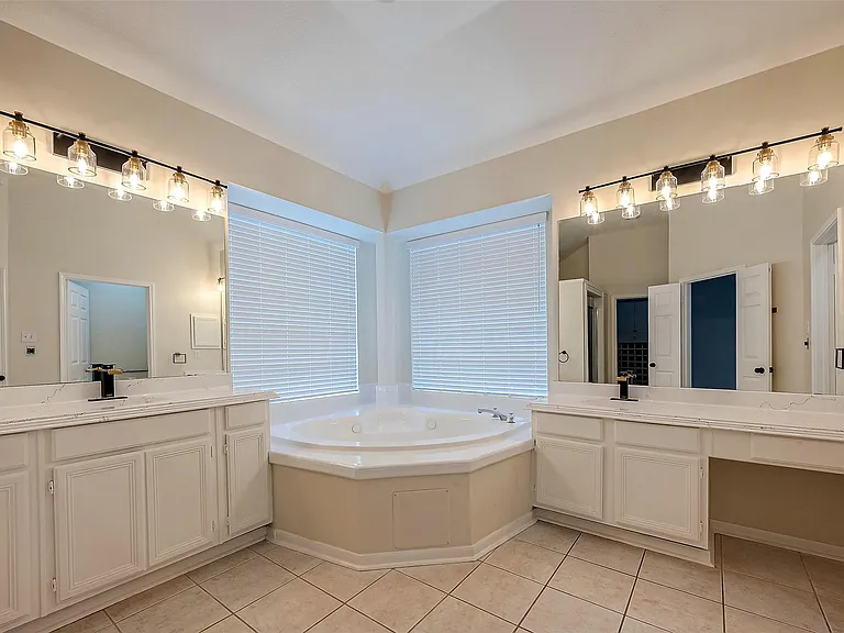 20819 Autumn Redwood Way — Photo 44