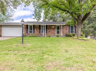 15 Edgemont Rd, Saint Peters, MO 63376