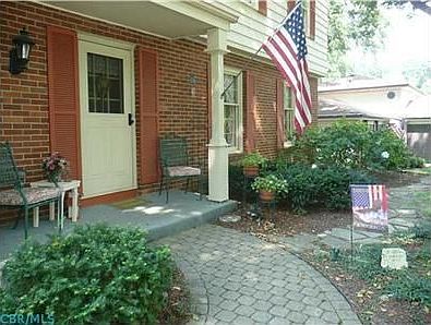 3rd image of 226 Cottswold Dr