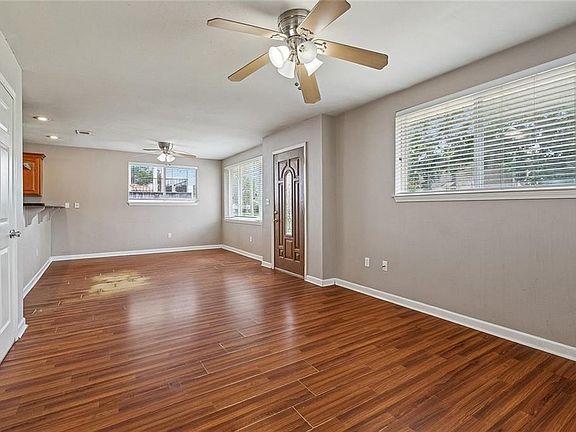 4th image of 407 22nd St