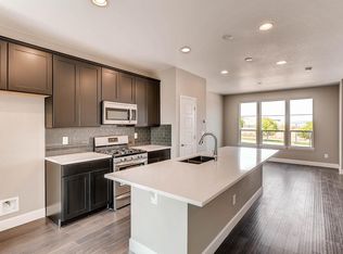 2588 Meadows Dr UNIT B, Castle Rock, CO 80109