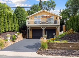 6220 Eagle Lake Dr, Osseo, MN 55369