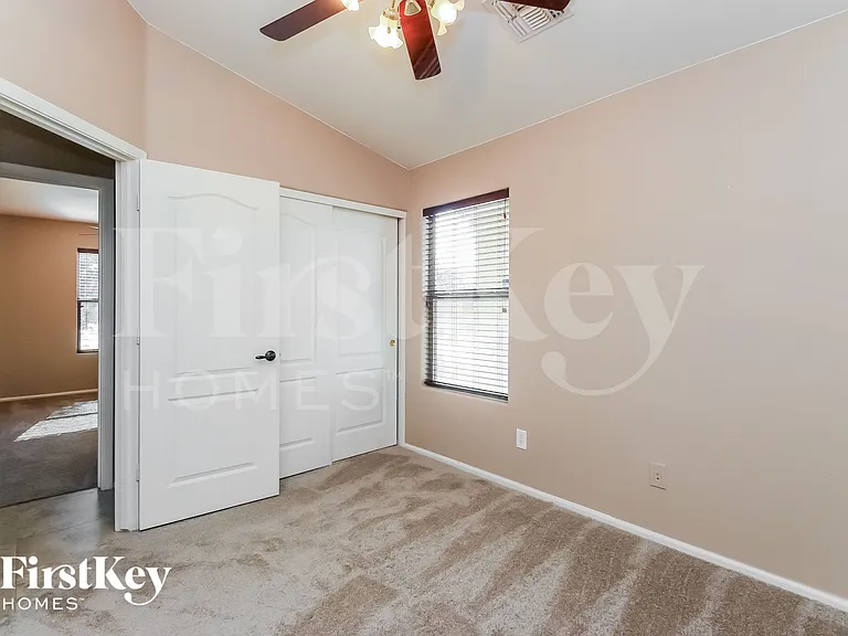 4270 E Amarillo Dr — Photo 10