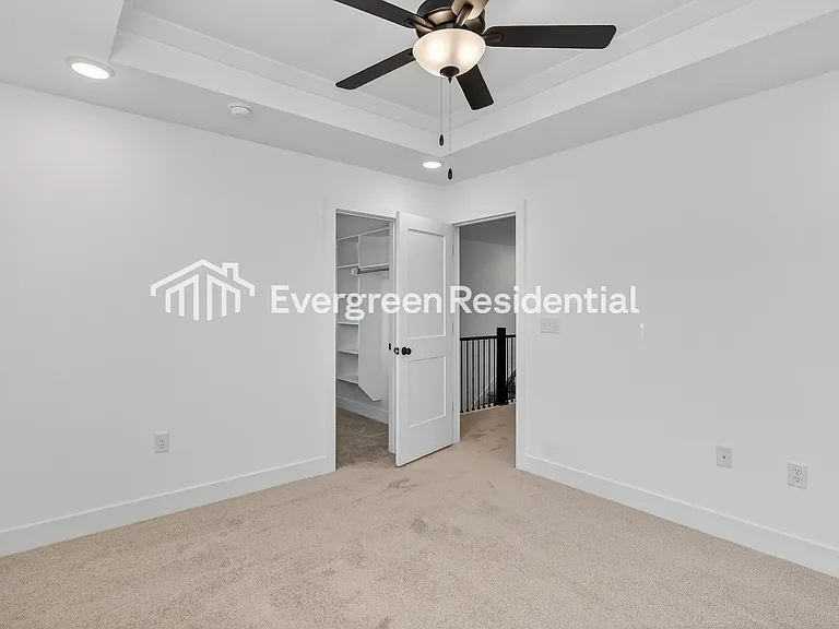 Barryview Townhomes — Photo 41