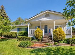 1131 Boyd St, Troy, MI 48083