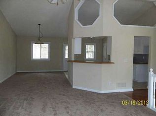 607 Sweet Basil Ln, Woodstock, GA 30189