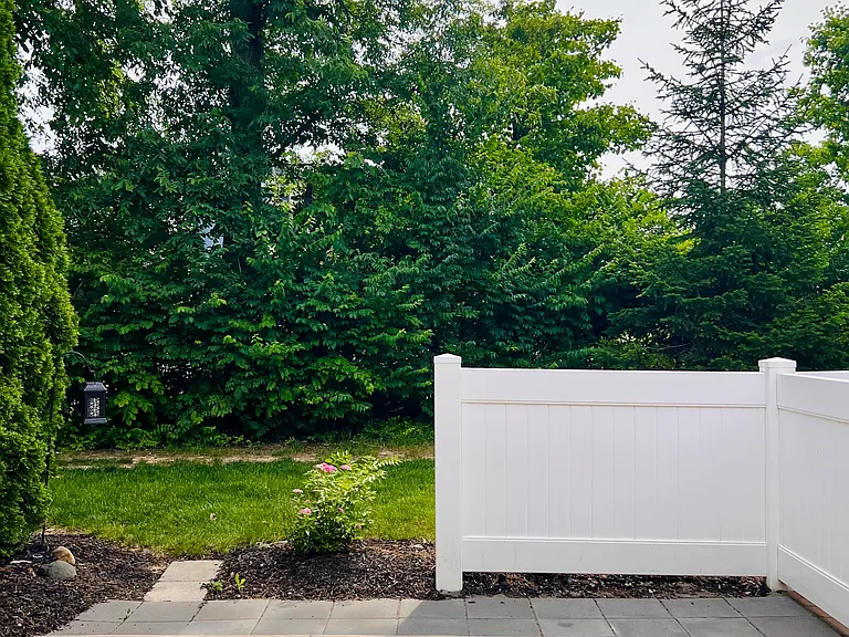 4853 Ashleigh Dr — Photo 34