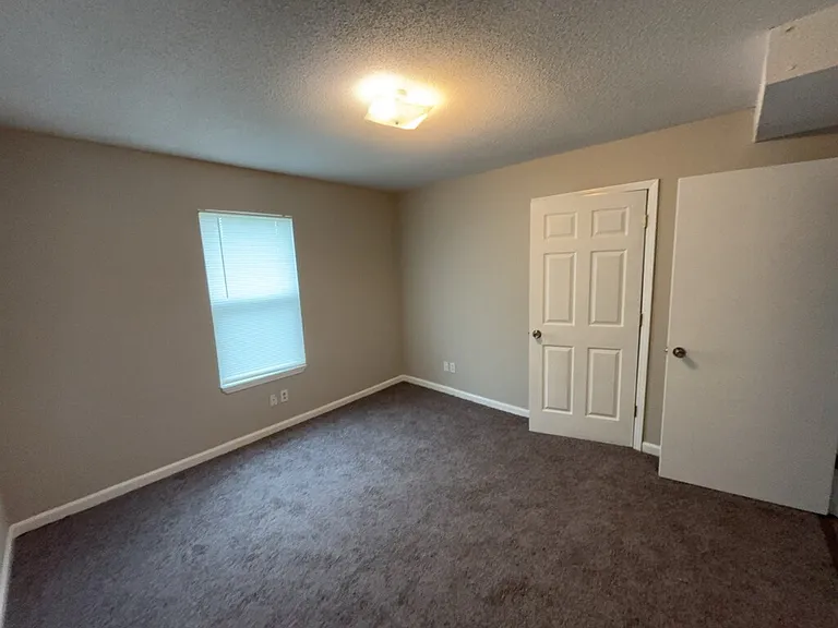 3284 Tower Dr #D — Photo 17