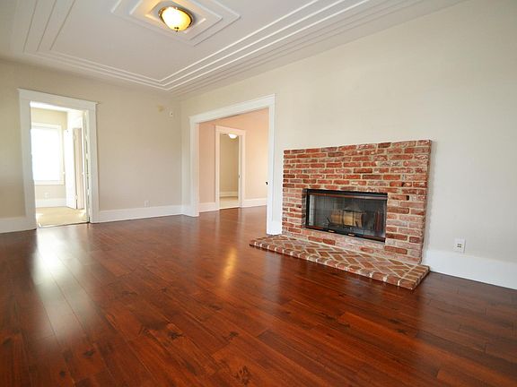 3rd image of 1911 Andreo Ave