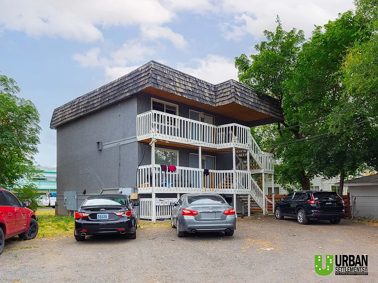 1717 E Mission Ave — Photo 8