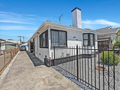 5330 Bancroft Ave, Oakland, CA, 94601